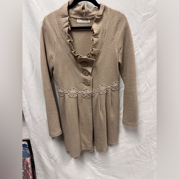 Charlie and Robin knit sweater - Picture 3 of 10